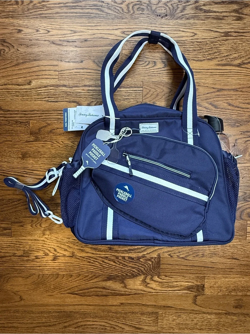 NWT Tommy Bahama Navy and White Pickleball Navy & White Duffel Tote Water Bottle